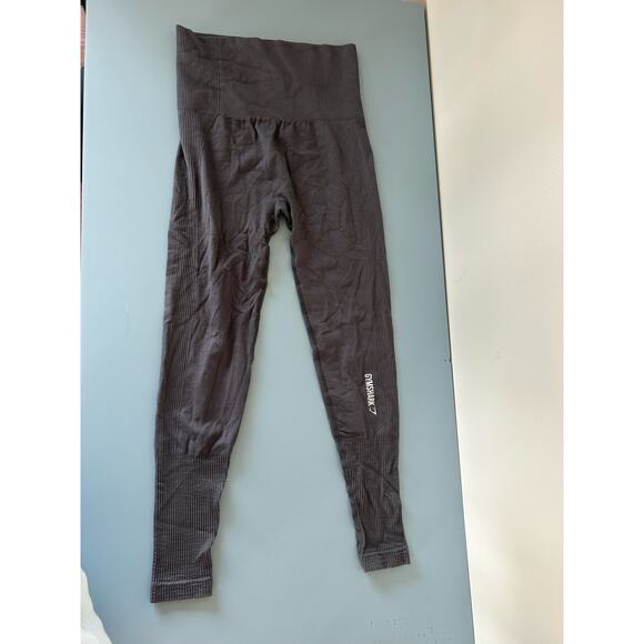 Gymshark womens leggings dark grey size S/M logo on leg seamless - Picture 1 of 7